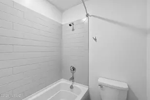 3271 W Sunlit Peak Dr, Tucson, AZ 85742 - Photo 24