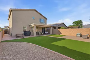 3271 W Sunlit Peak Dr, Tucson, AZ 85742 - Photo 2