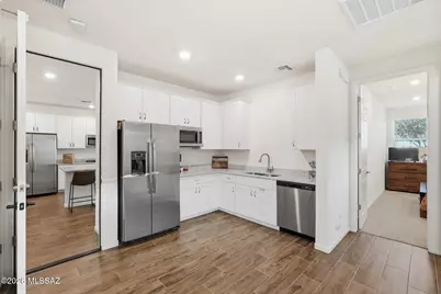 3271 W Sunlit Peak Drive, Tucson, AZ 85742 - Photo 8