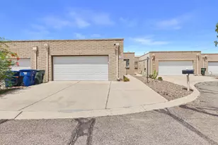 1720 S Traub Dr, Tucson, AZ 85710 - Photo 2