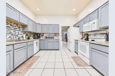 1720 S Traub Drive, Tucson, AZ 85710 - Photo 6
