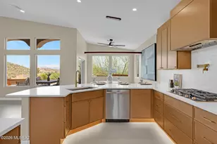 3552 W Foxes Meadow Dr, Tucson, AZ 85745 - Photo 16