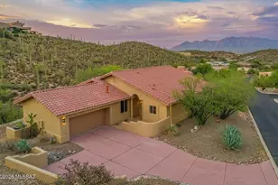3552 W Foxes Meadow Dr, Tucson, AZ 85745 - Photo 2