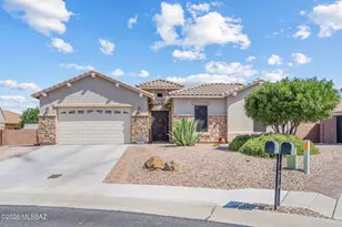 12379 N Pathfinder Dr, Marana, AZ 85658 - Photo 2