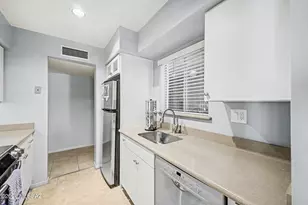 600 E River Rd, Tucson, AZ 85704 - Photo 14