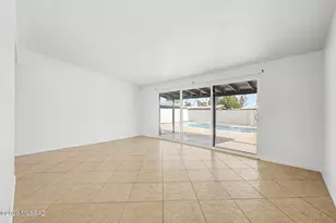 5652 E 13th St, Tucson, AZ 85711 - Photo 10