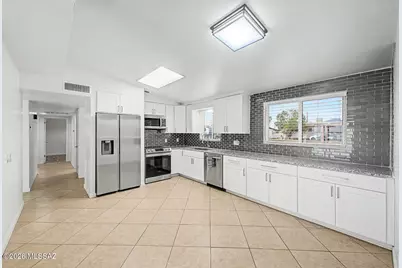5652 E 13th Street, Tucson, AZ 85711 - Photo 14