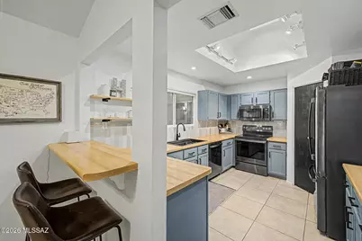 2758 W Calle Gardenias, Tucson, AZ 85745 - Photo 6