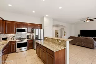 6731 S Camino Catalan, Tucson, AZ 85757 - Photo 14