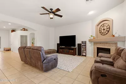 6731 S Camino Catalan, Tucson, AZ 85757 - Photo 10
