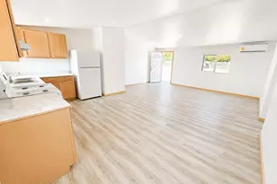 721 N San Manuel Dr, Mammoth, AZ 85618 - Photo 2