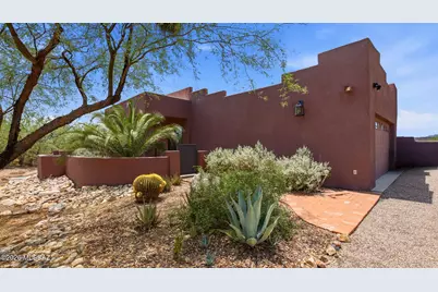 9131 E Indian Hills Road, Tucson, AZ 85749 - Photo 6