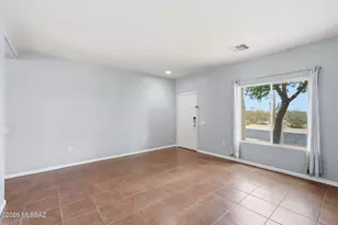 835 W Vuelta Granadina, Sahuarita, AZ 85629 - Photo 2