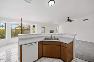 9641 E Blanding Ln, Tucson, AZ 85747 - Photo 12