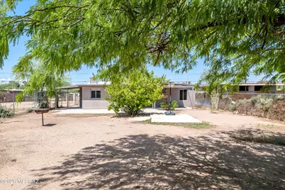 1506 N Hualpai Road, Tucson, AZ 85745 - Photo 28