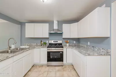1506 N Hualpai Road, Tucson, AZ 85745 - Photo 8