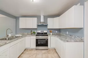 1506 N Hualpai Rd, Tucson, AZ 85745 - Photo 8