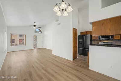 3740 W Koshare Lane, Tucson, AZ 85742 - Photo 4