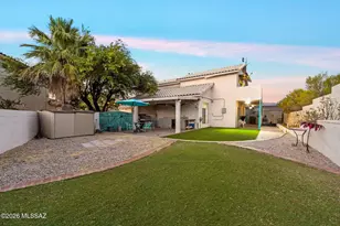 10020 E English Woods Rd, Tucson, AZ 85748 - Photo 2