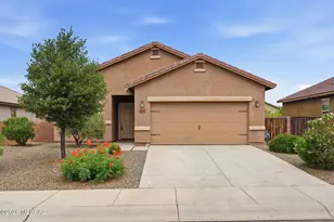 11382 W Folsom Point, Marana, AZ 85658 - Photo 2