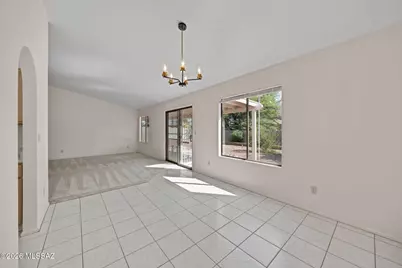8001 S Carbury Way, Tucson, AZ 85747 - Photo 8