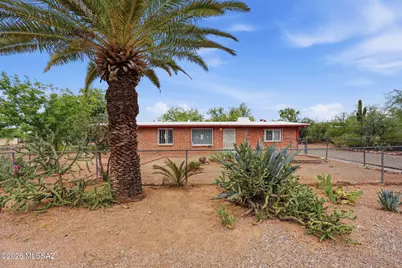 2901 W Milton Road, Tucson, AZ 85746 - Photo 1