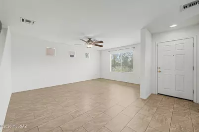 10675 E Singing Canyon Drive, Tucson, AZ 85747 - Photo 6