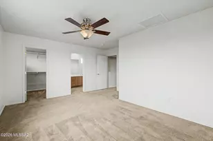 10675 E Singing Canyon Dr, Tucson, AZ 85747 - Photo 20
