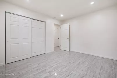 918 N Columbus Boulevard, Tucson, AZ 85711 - Photo 26