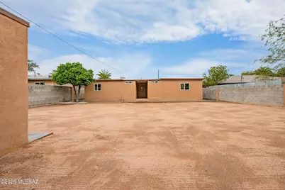 918 N Columbus Boulevard, Tucson, AZ 85711 - Photo 36