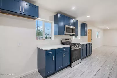 918 N Columbus Boulevard, Tucson, AZ 85711 - Photo 18