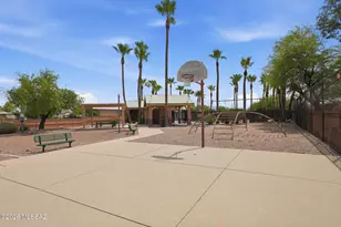 6072 E Ship Rock Dr, Tucson, AZ 85756 - Photo 32
