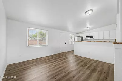 1734 S Avenida Regulo, Tucson, AZ 85710 - Photo 10