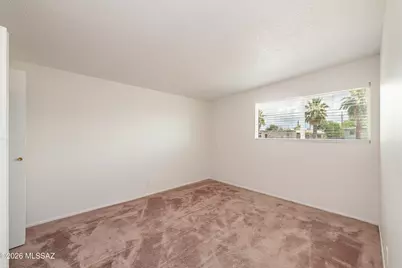 8249 E 19th Street, Tucson, AZ 85710 - Photo 20