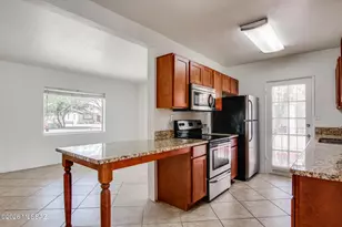 1547 E Waverly St, Tucson, AZ 85719 - Photo 6