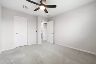 7990 S Expedition Dr, Tucson, AZ 85747 - Photo 38