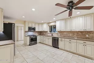 3520 N Calle Vistosa, Tucson, AZ 85750 - Photo 2