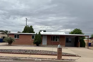 4758 E 26th St, Tucson, AZ 85711 - Photo 2
