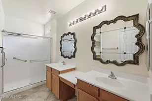 103 E Calle del Capullo, Green Valley, AZ 85614 - Photo 26
