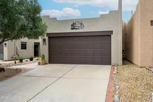 597 W Union Bell Dr, Green Valley, AZ 85614 - Photo 4