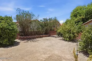 8870 N Canebrake Pl, Tucson, AZ 85743 - Photo 36