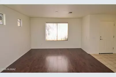 10610 E Pleasant Pasture Drive, Tucson, AZ 85747 - Photo 4