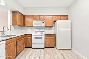 1405 W Camino Tolteca, Green Valley, AZ 85622 - Photo 18
