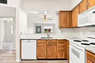 1405 W Camino Tolteca, Green Valley, AZ 85622 - Photo 20