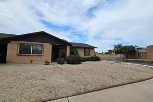 5542 S Oak Ridge Dr, Tucson, AZ 85746 - Photo 2