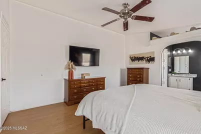 15671 W Yellow Horse Road, Tucson, AZ 85736 - Photo 14