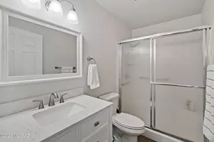 572 W Ocotillo Pl, Green Valley, AZ 85614 - Photo 14