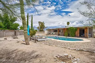 9042 East 5th Street, Tucson, AZ 85710 - Photo 22