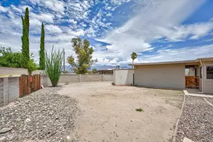 9042 East 5th Street, Tucson, AZ 85710 - Photo 24