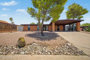2131 S Deer Trail Cir, Tucson, AZ 85710 - Photo 2